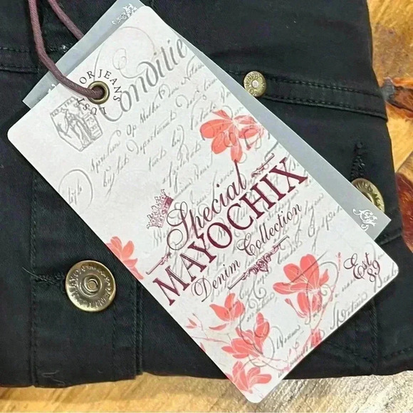 Mayo Chix Italian made, denim Jacket black, button front, fitted NWT - Picture 13 of 13